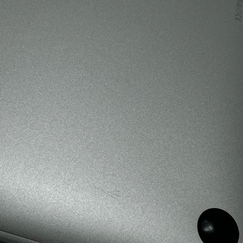 Apple MacBook Air (13-inch, Early 2015) - Silver